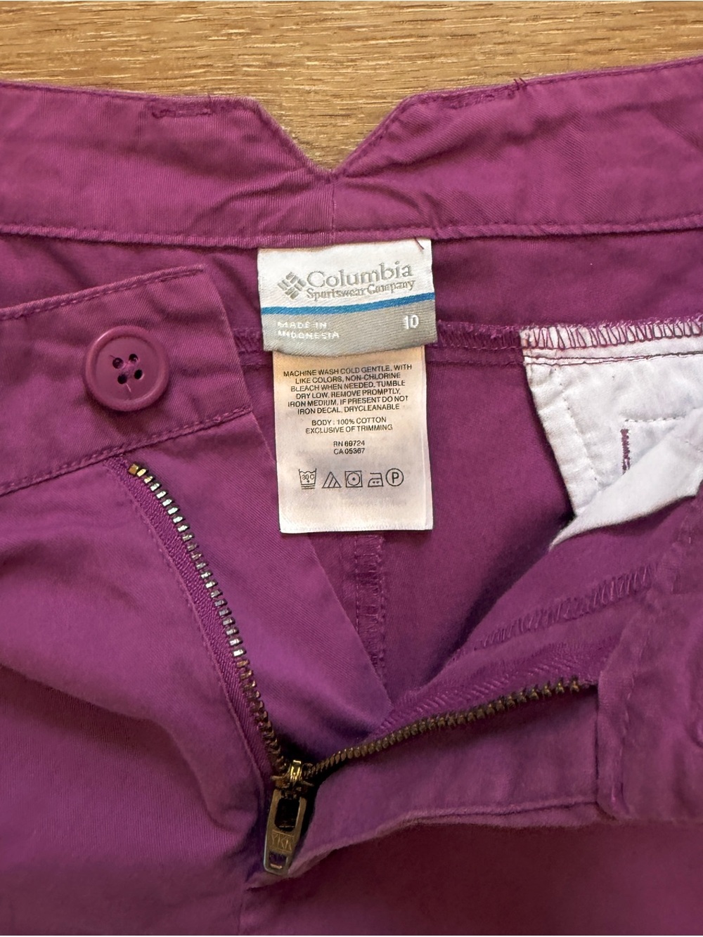 Columbia Women's Kenzie Cove Dark Lilac Purple Shorts, Size 10 EUC - Picture 3 of 3